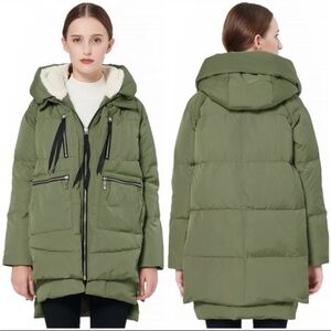 Orolay Green Thickened Down Hooded Jacket | Medium Puffer Coat w/ Side Zips